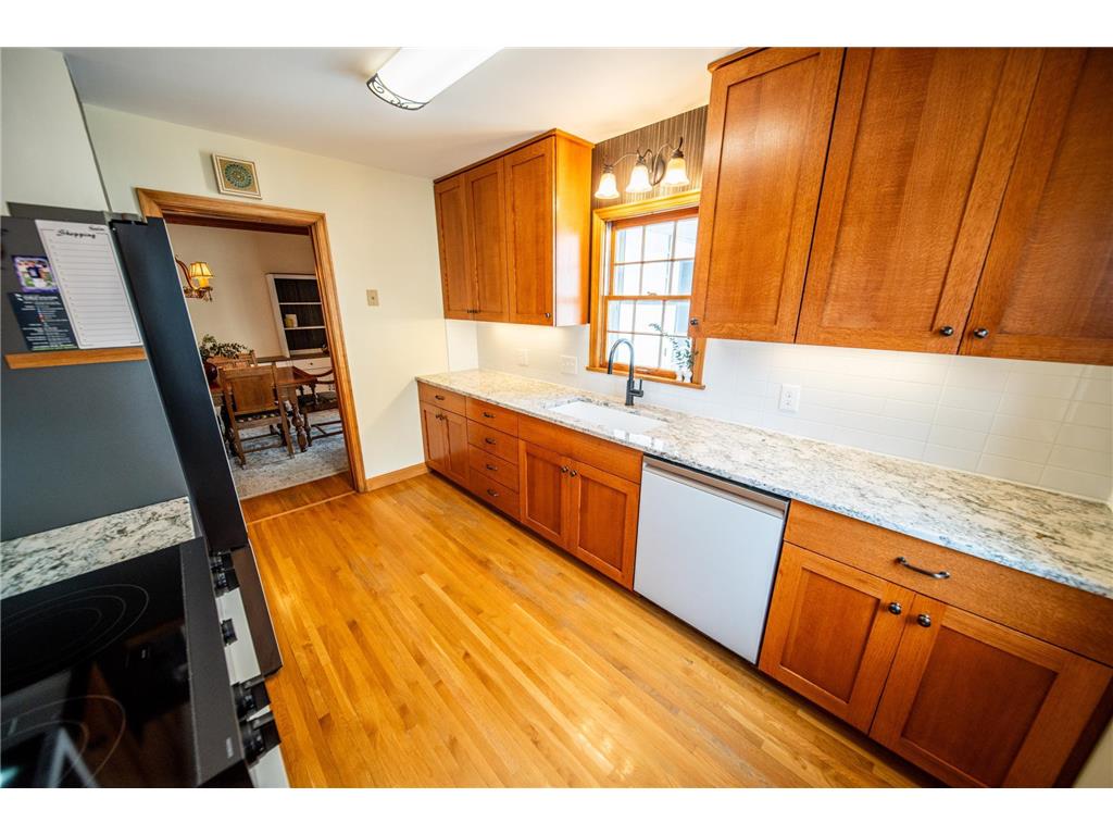 713 11th St SW Rochester MN 55902 7039543 image18