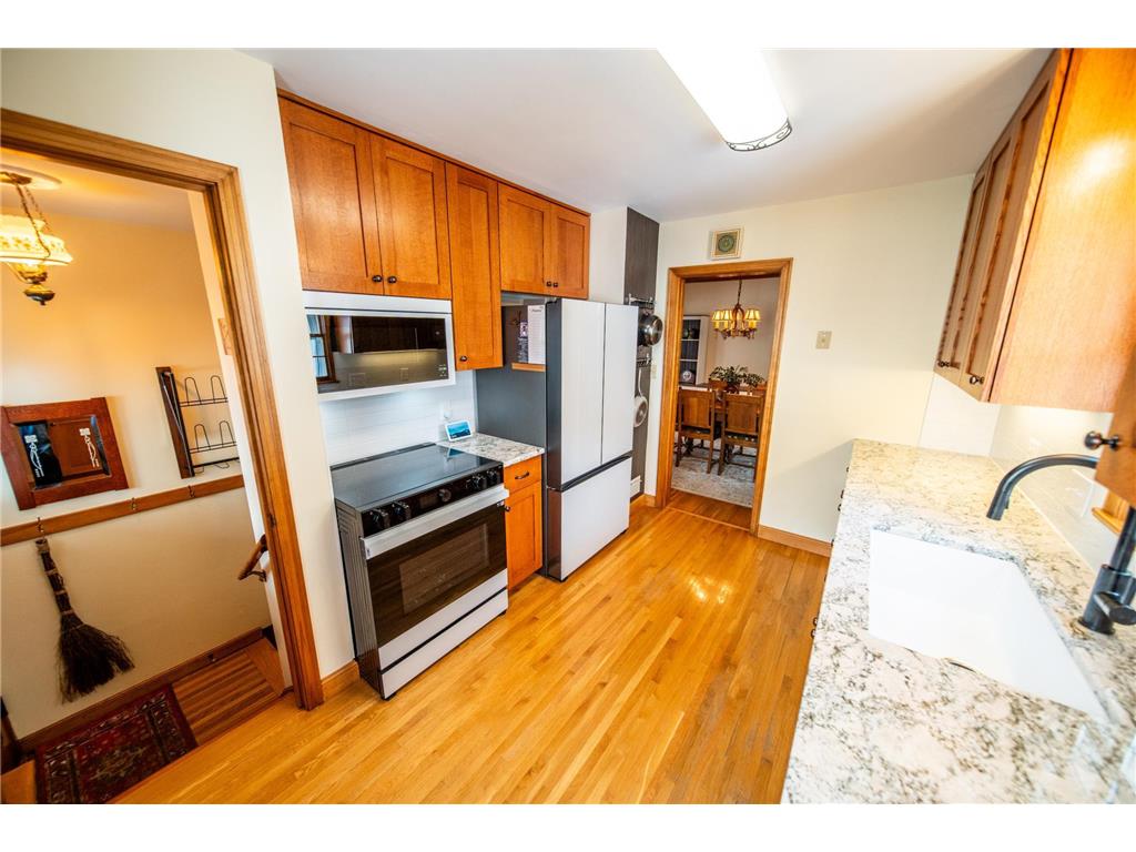 713 11th St SW Rochester MN 55902 7039543 image19