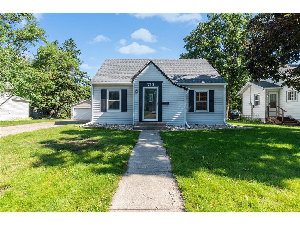 713 5th Avenue E Alexandria MN 56308 6748320 image1