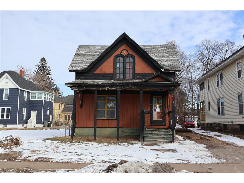 713 5th Avenue Eau Claire WI 54703 7028222 image14