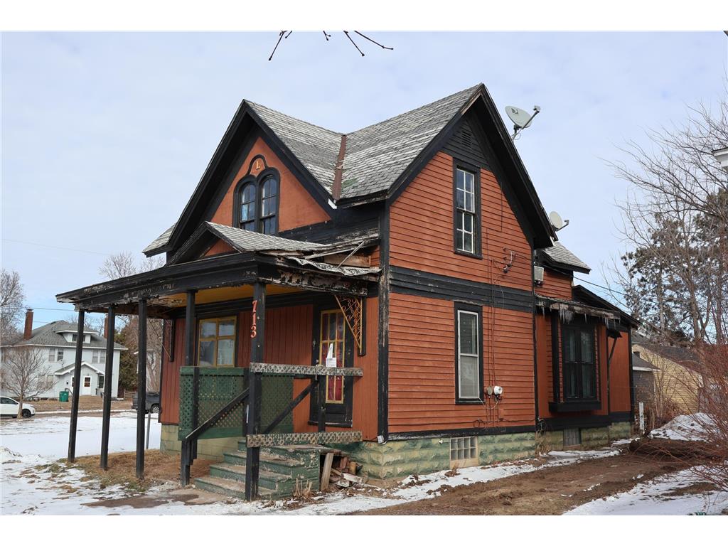 713 5th Avenue Eau Claire WI 54703 7028222 image2