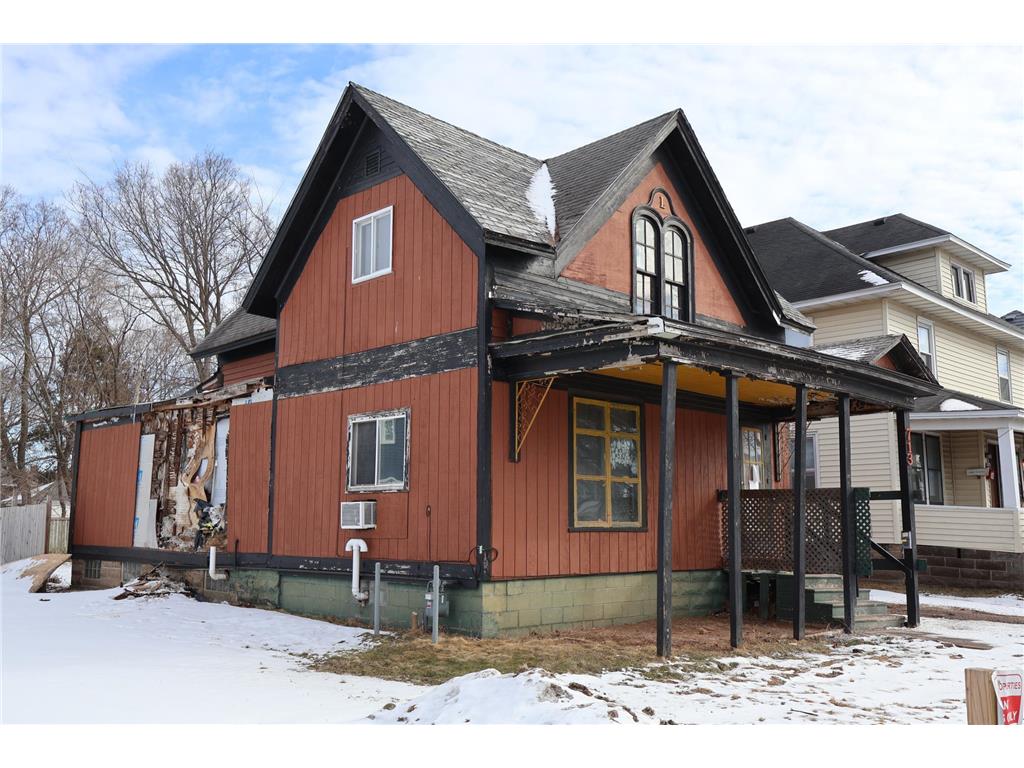 713 5th Avenue Eau Claire WI 54703 7028222 image3