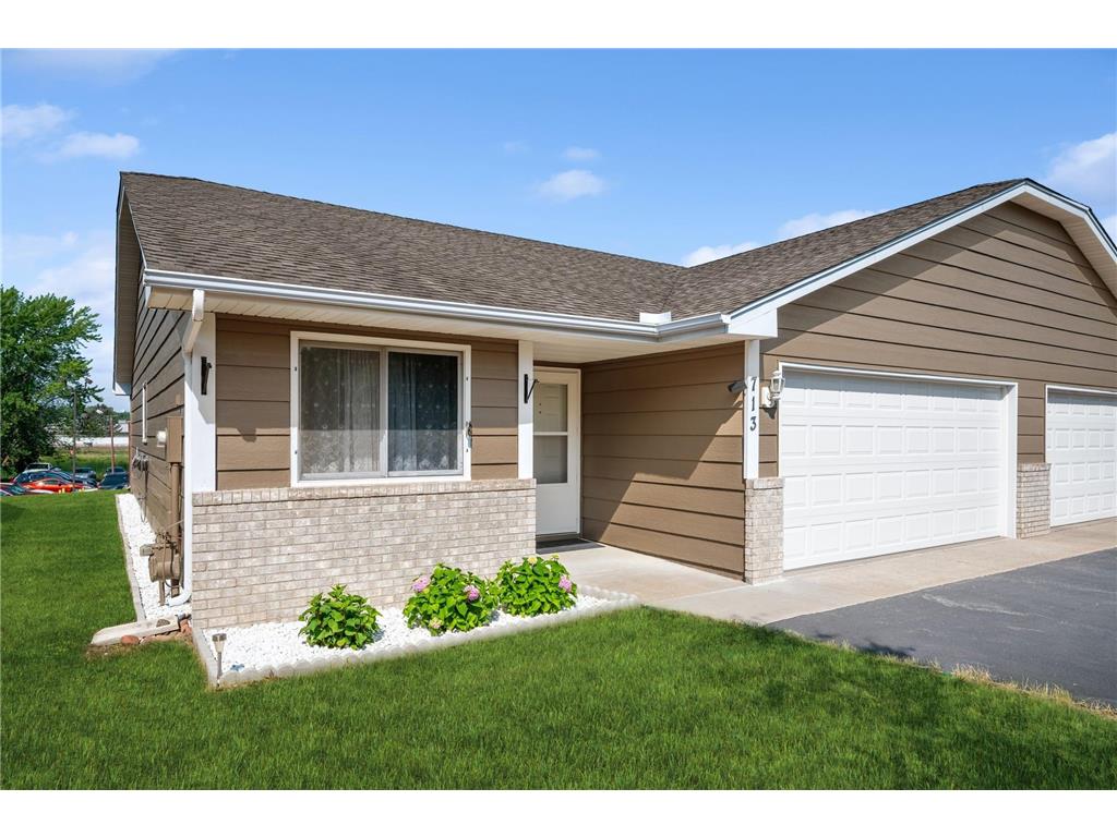 713 Auburn Place NW Elk River MN 55330 6390201 image1