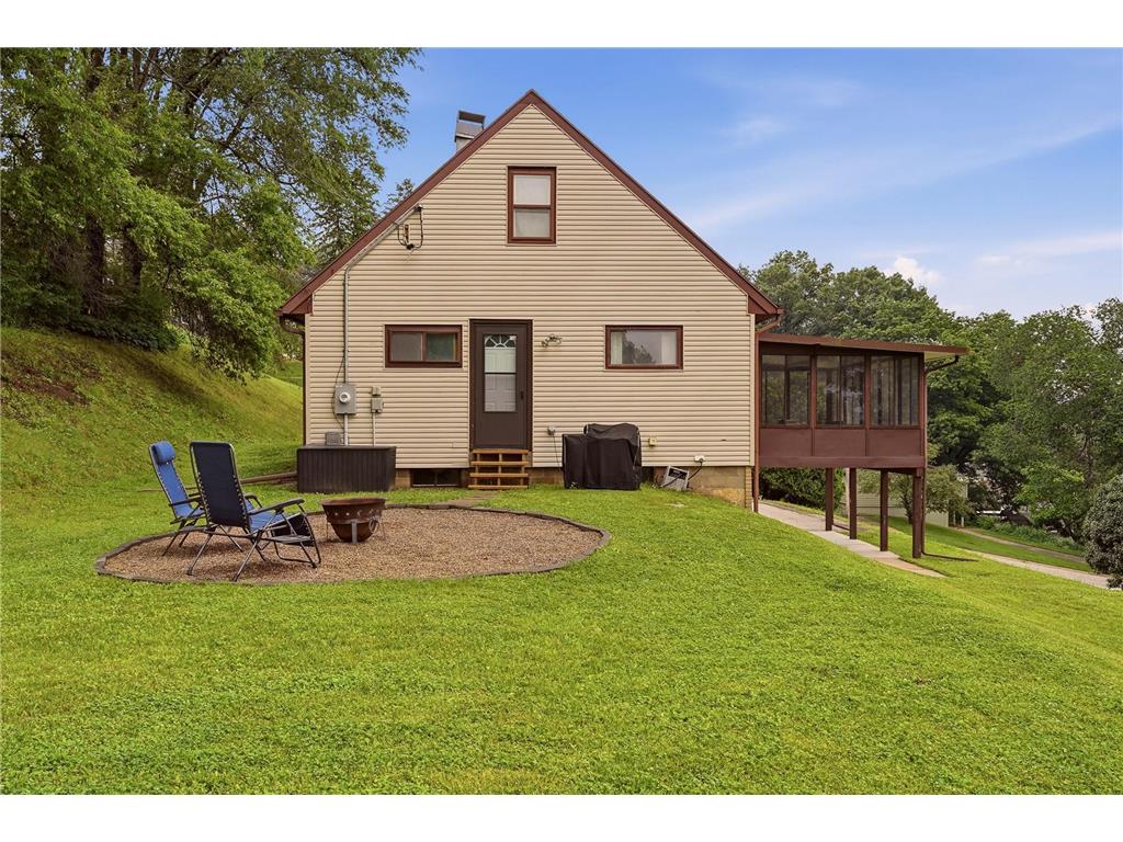 713 S 2nd Street La Crescent MN 55947 7090812 image31
