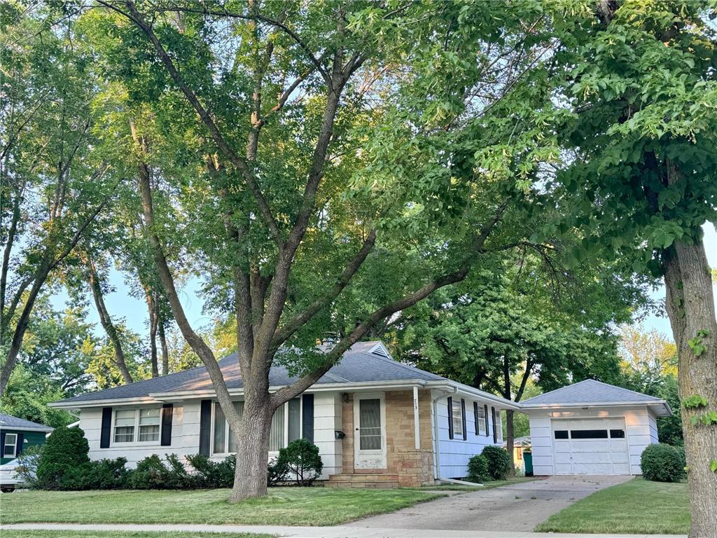 713 Southbend Avenue Marshall MN 56258 6564804 image1