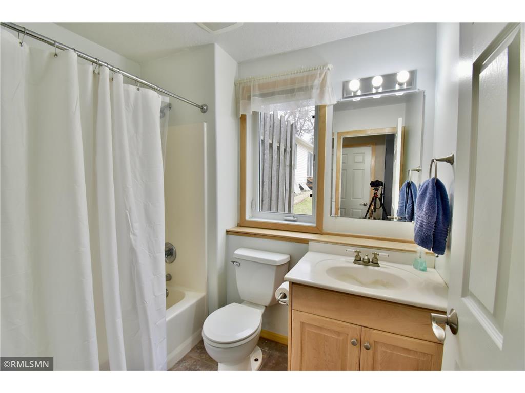 713 Thomas Drive NE Alexandria MN 56308 7057673 image28