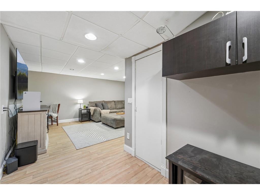 7132 Courtly Road Woodbury MN 55125 7101469 image36