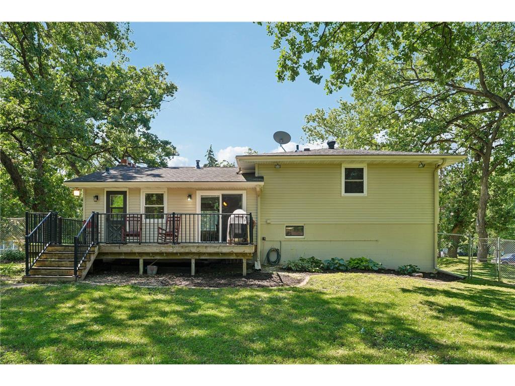 7132 Courtly Road Woodbury MN 55125 7101469 image40