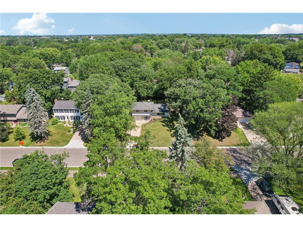 7132 Courtly Road Woodbury MN 55125 7101469 image52