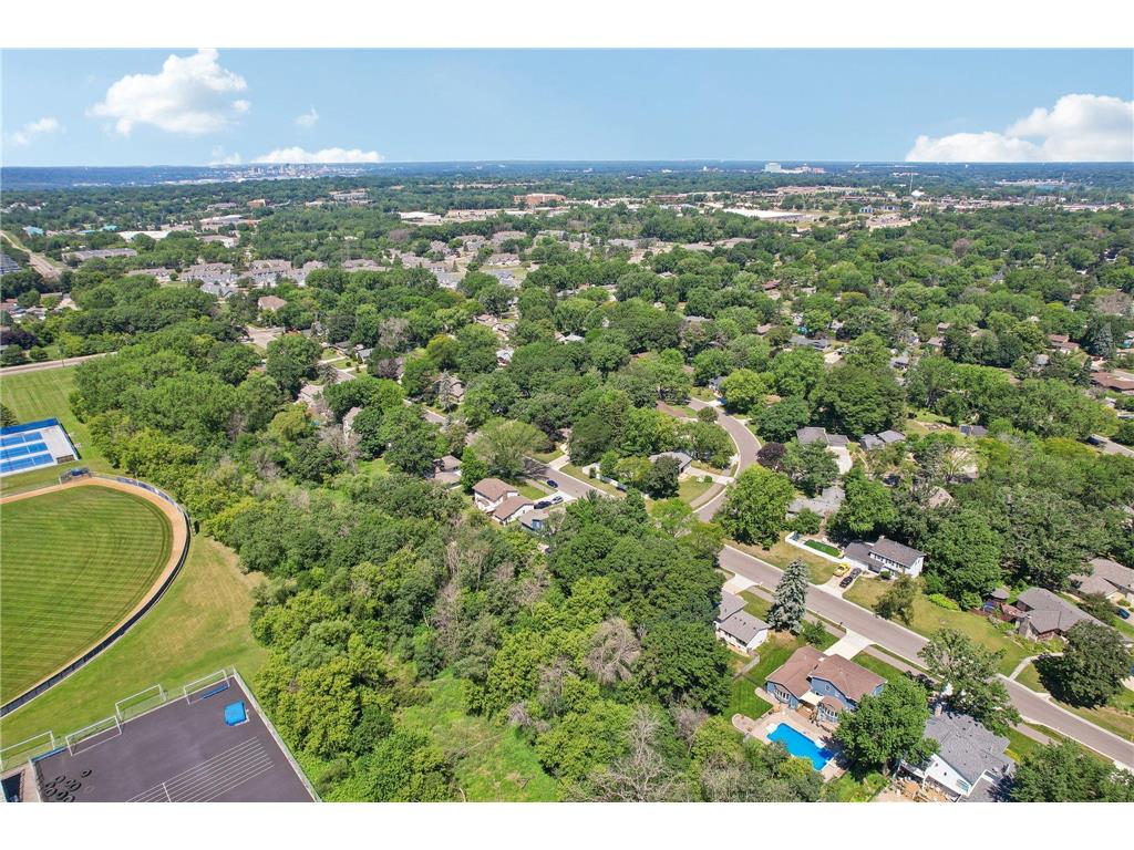 7132 Courtly Road Woodbury MN 55125 7101469 image55