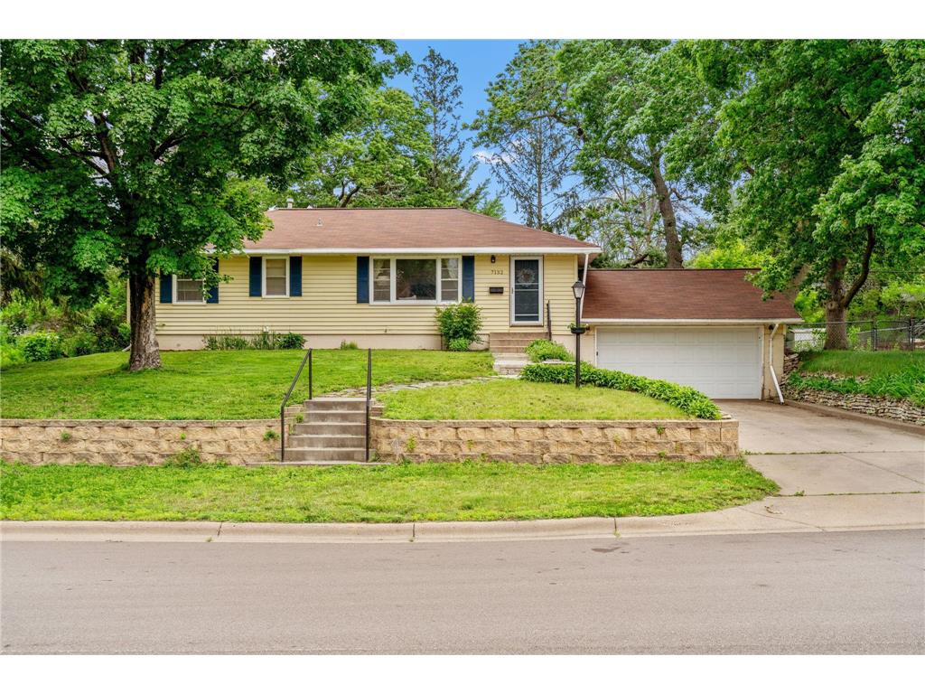 7132 Douglas Drive N Brooklyn Park MN 55429 6526891 image1