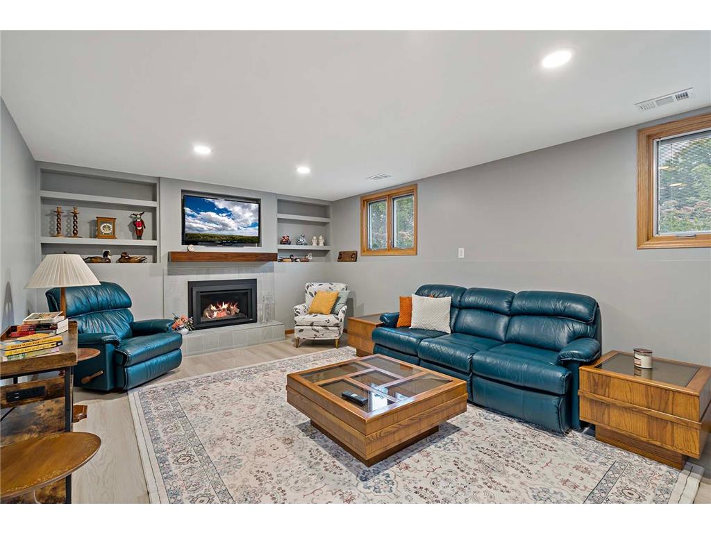 7132 Glenross Road Woodbury MN 55125 6786052 image1