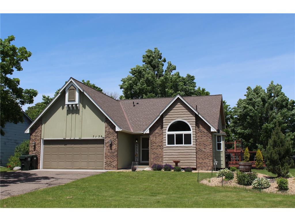 7135 Upper 157th Street W Apple Valley MN 55124 6489906 image1