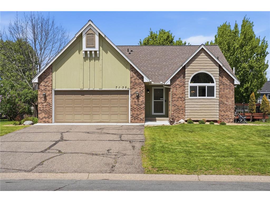 7135 Upper 157th Street W Apple Valley MN 55124 7069644 image1