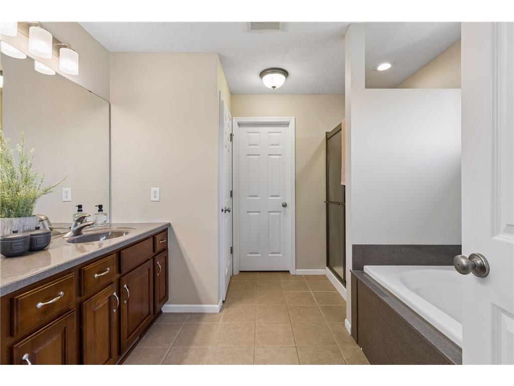 7136 Peony Lane N Maple Grove MN 55311 7070107 image26