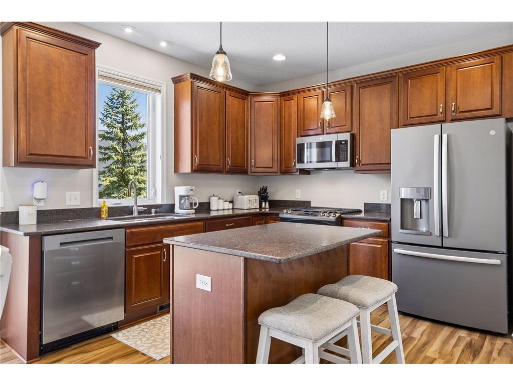 7136 Peony Lane N Maple Grove MN 55311 7070107 image3