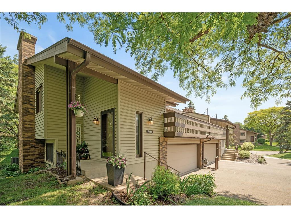 7136 W 113th Street Bloomington MN 55438 6728953 image1