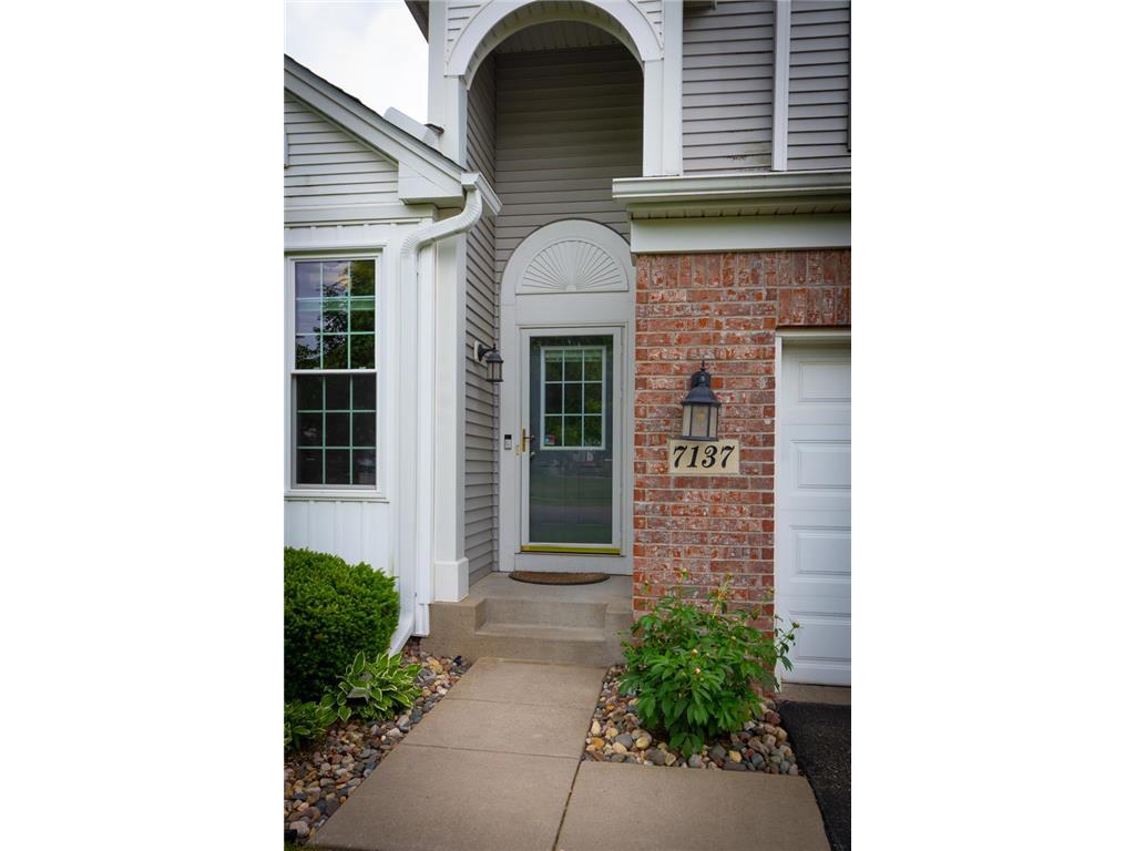 7137 Newbury Road Woodbury MN 55125 7087926 image4
