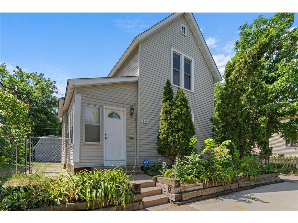 714 19th Avenue NE Minneapolis MN 55418 6408821 image1