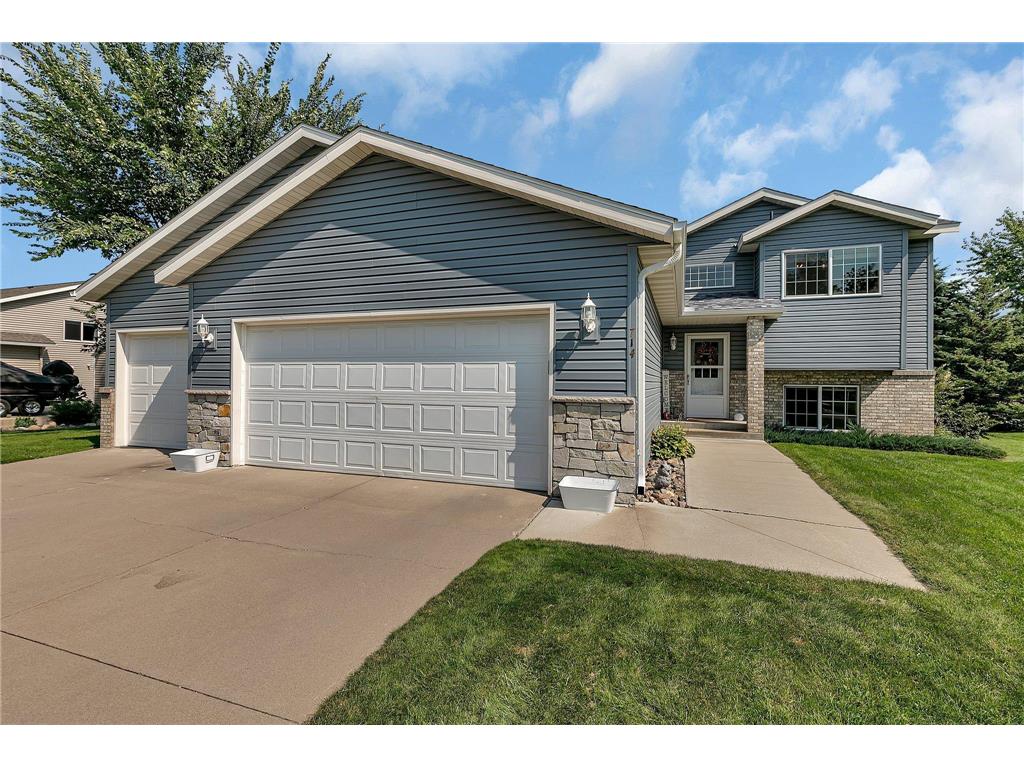 714 4th Avenue NW Melrose MN 56352 6596887 image1