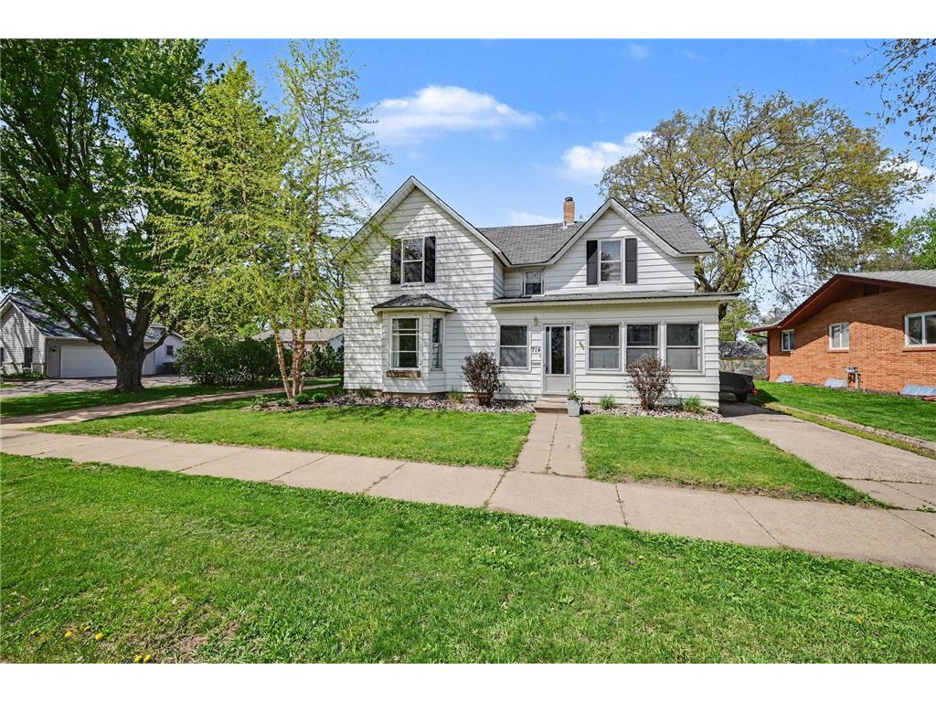 714 4th Street W Hastings MN 55033 7109465 image1