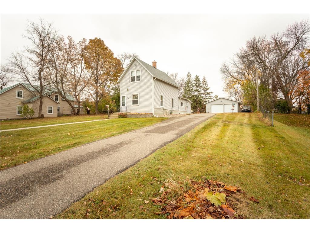 714 5th Avenue E Alexandria MN 56308 6625544 image1