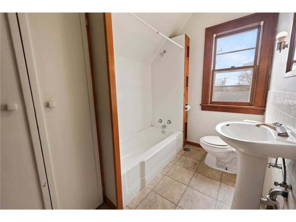 714 9th Street S Saint Cloud MN 56301 7056132 image34