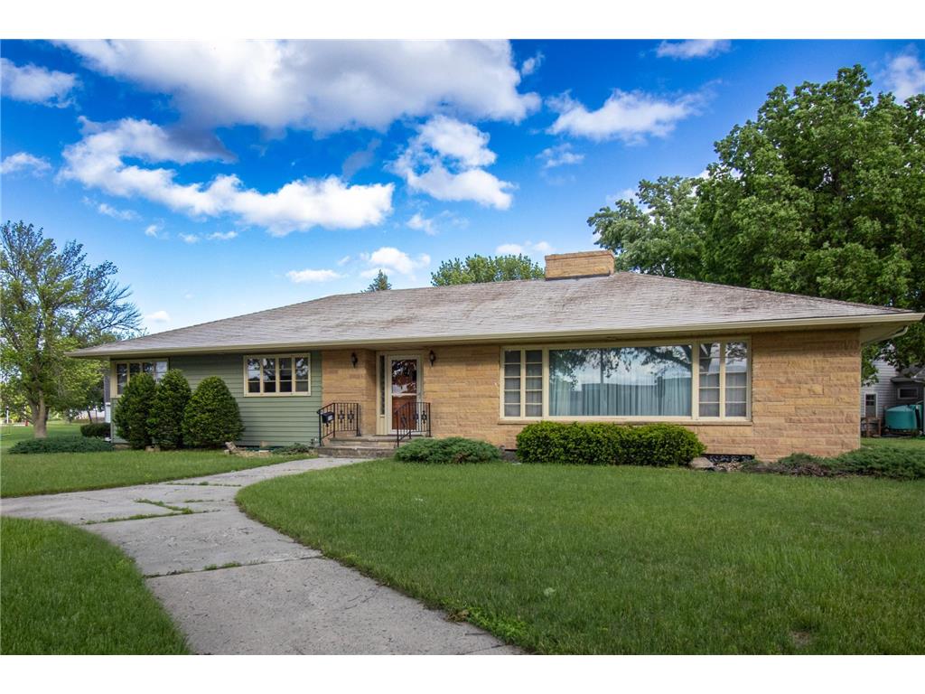 714 Butler Avenue Jackson MN 56143 6538569 image1