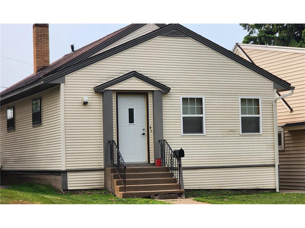 714 Cleveland Street Eveleth MN 55734 6615156 image1