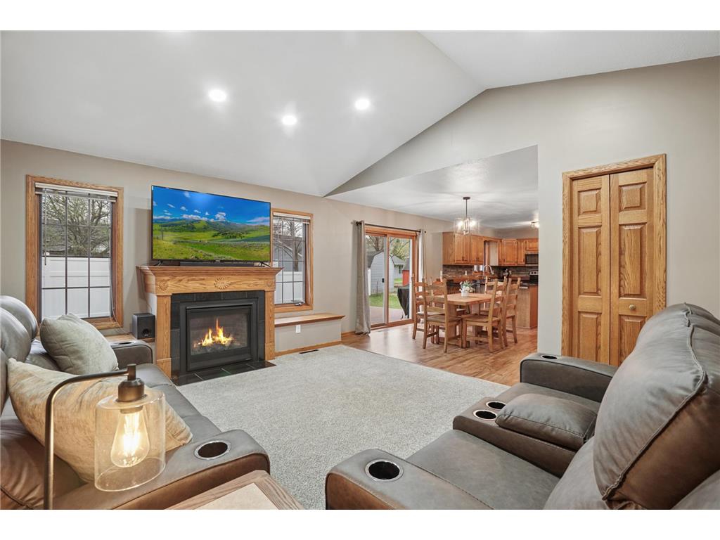 714 E Crescent Lane Litchfield MN 55355 7058192 image6