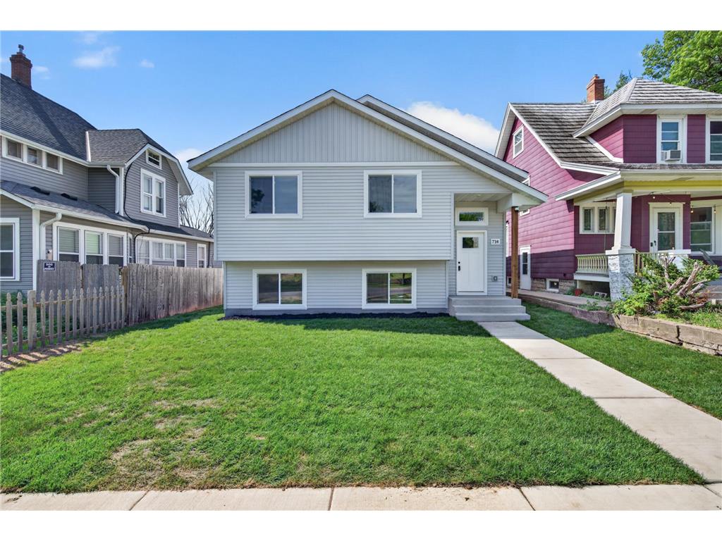 714 E Hawthorne Avenue E Saint Paul MN 55106 7082764 image1