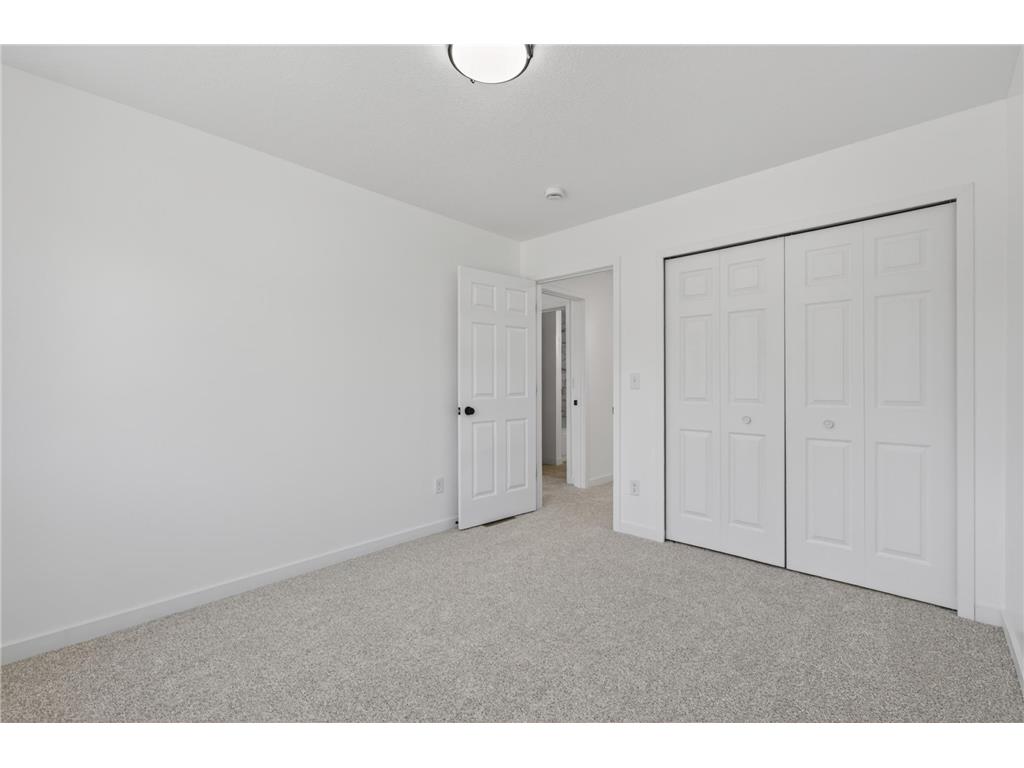 714 E Hawthorne Avenue E Saint Paul MN 55106 7082764 image13