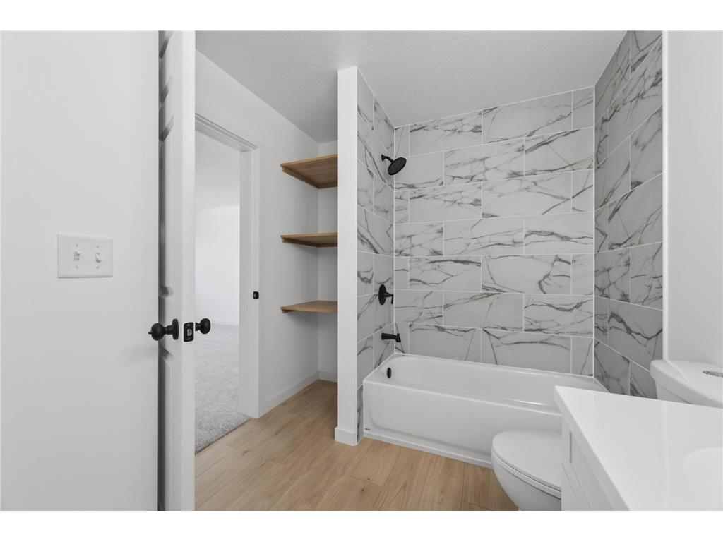 714 E Hawthorne Avenue E Saint Paul MN 55106 7082764 image15