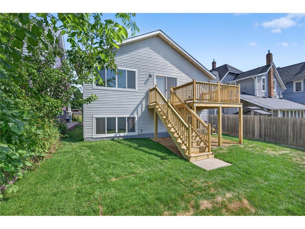 714 E Hawthorne Avenue E Saint Paul MN 55106 7082764 image31