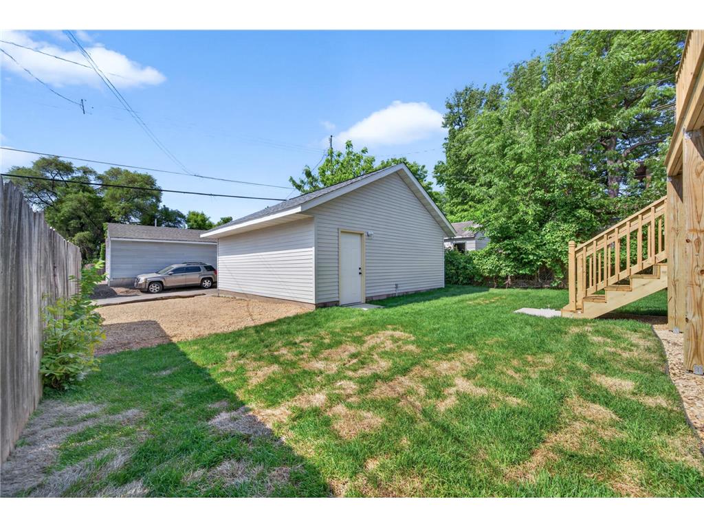 714 E Hawthorne Avenue E Saint Paul MN 55106 7082764 image34