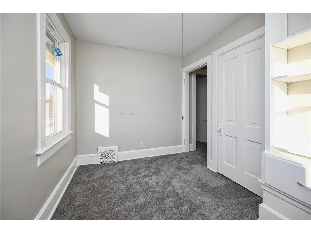 714 E Mark Street Winona MN 55987 7013085 image12