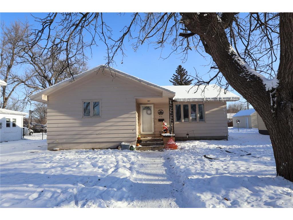 714 Lyndale Avenue Morris MN 56267 6823115 image1