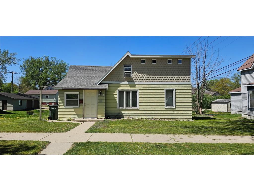 714 S Oak Street Fergus Falls MN 56537 7075577 image1