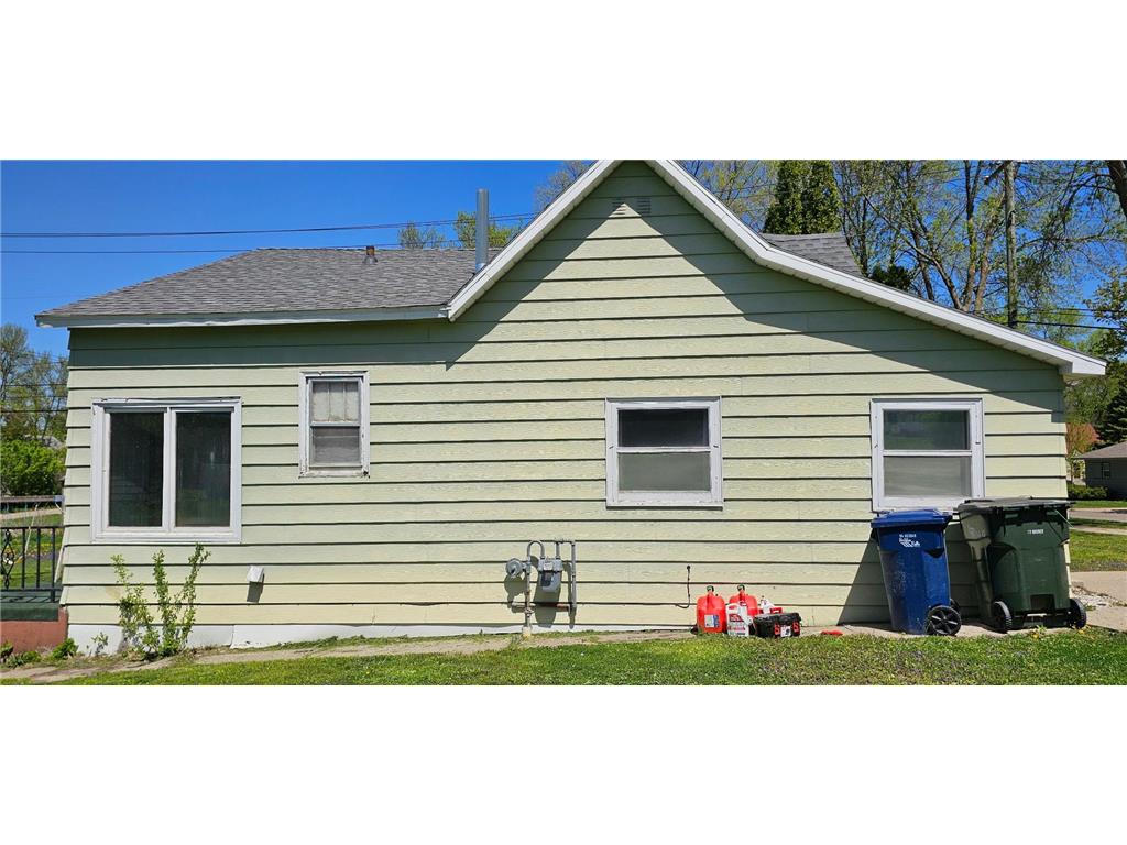 714 S Oak Street Fergus Falls MN 56537 7075577 image3