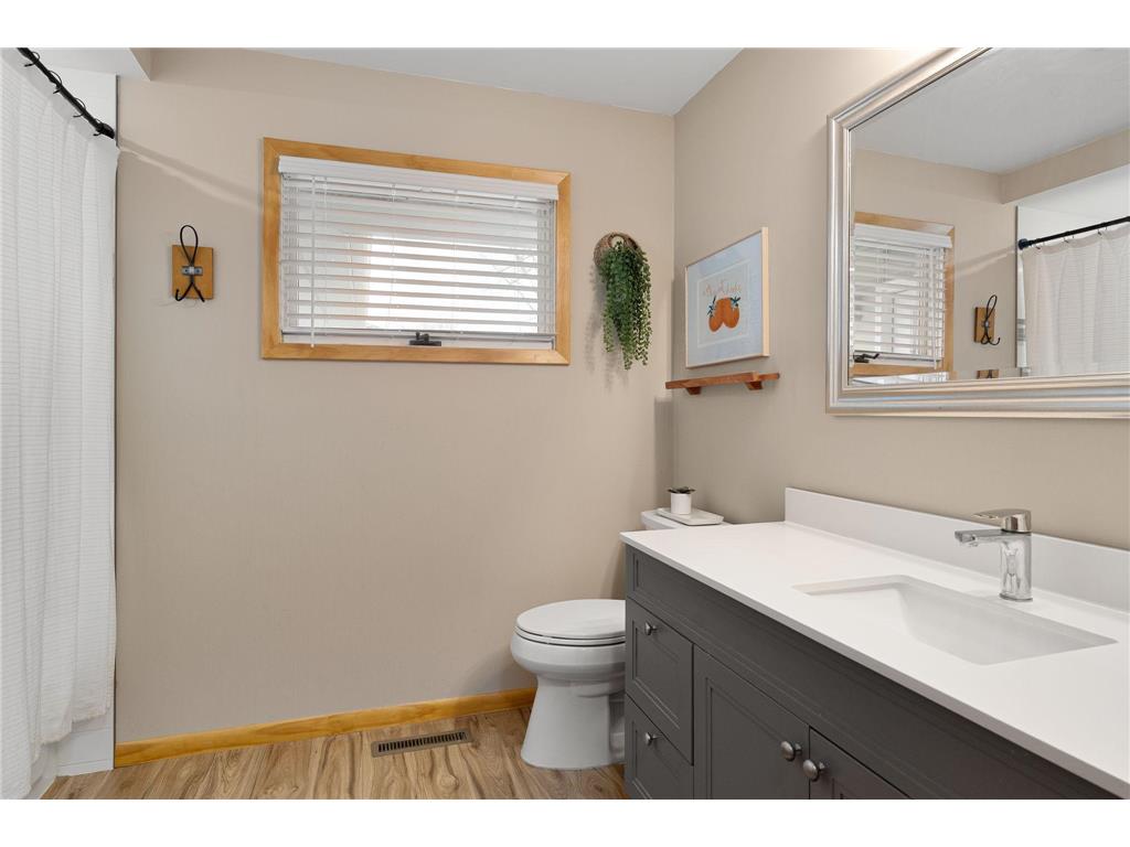 714 South Street Owatonna MN 55060 7032825 image20