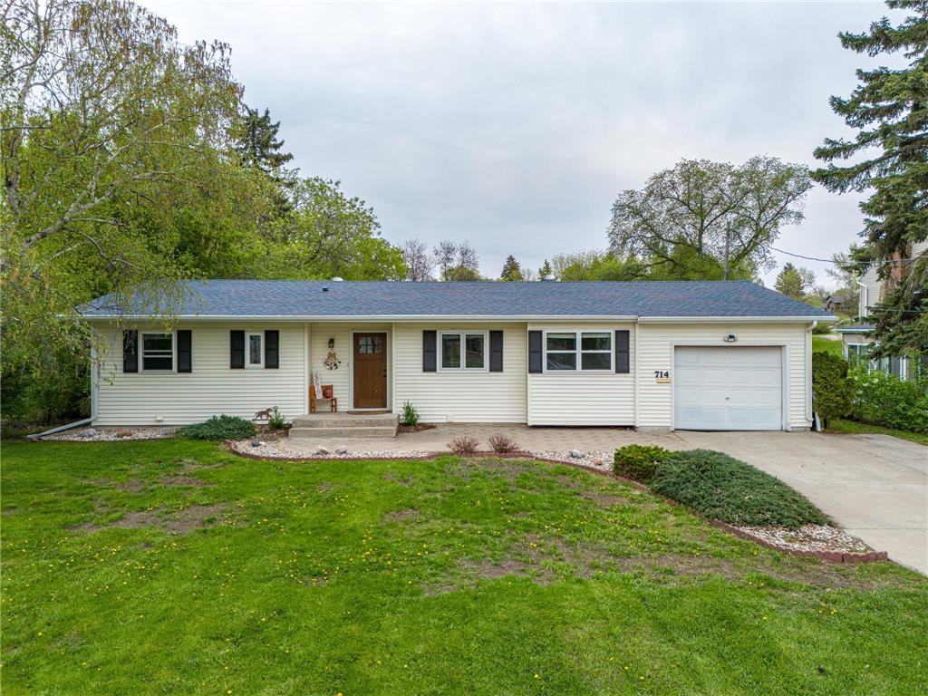 714 Thorndale Avenue Crookston MN 56716 6538005 image1