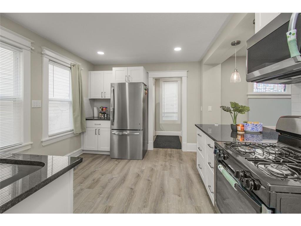 714 Western Avenue N Saint Paul MN 55103 7039807 image11