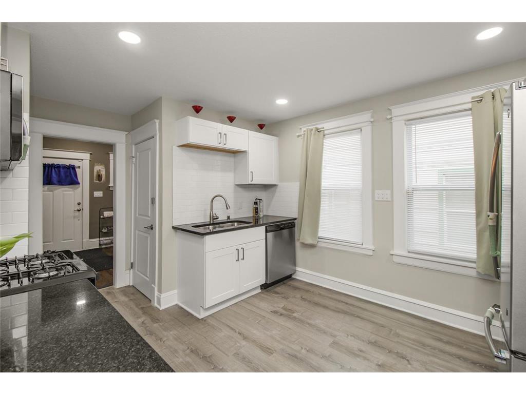 714 Western Avenue N Saint Paul MN 55103 7039807 image14
