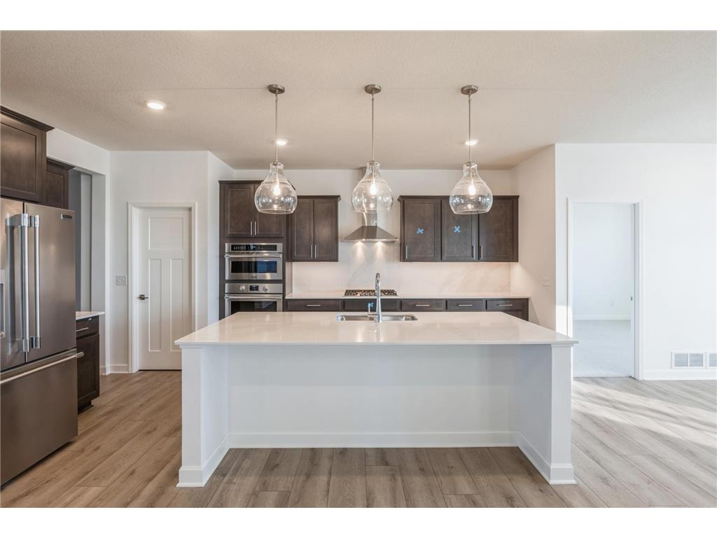 7141 201st Street W Lakeville MN 55044 7069497 image2