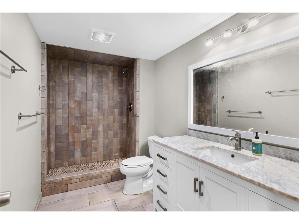 7148 2nd Avenue Lino Lakes MN 55014 7063379 image23