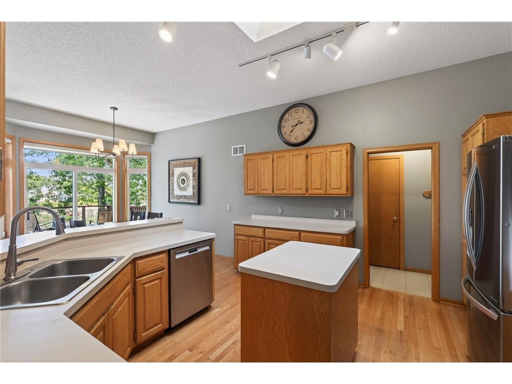7148 Maryland Circle Savage MN 55378 7080094 image22