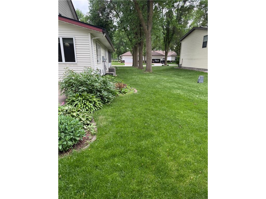 715 1st Street SE New Prague MN 56071 7039000 image4