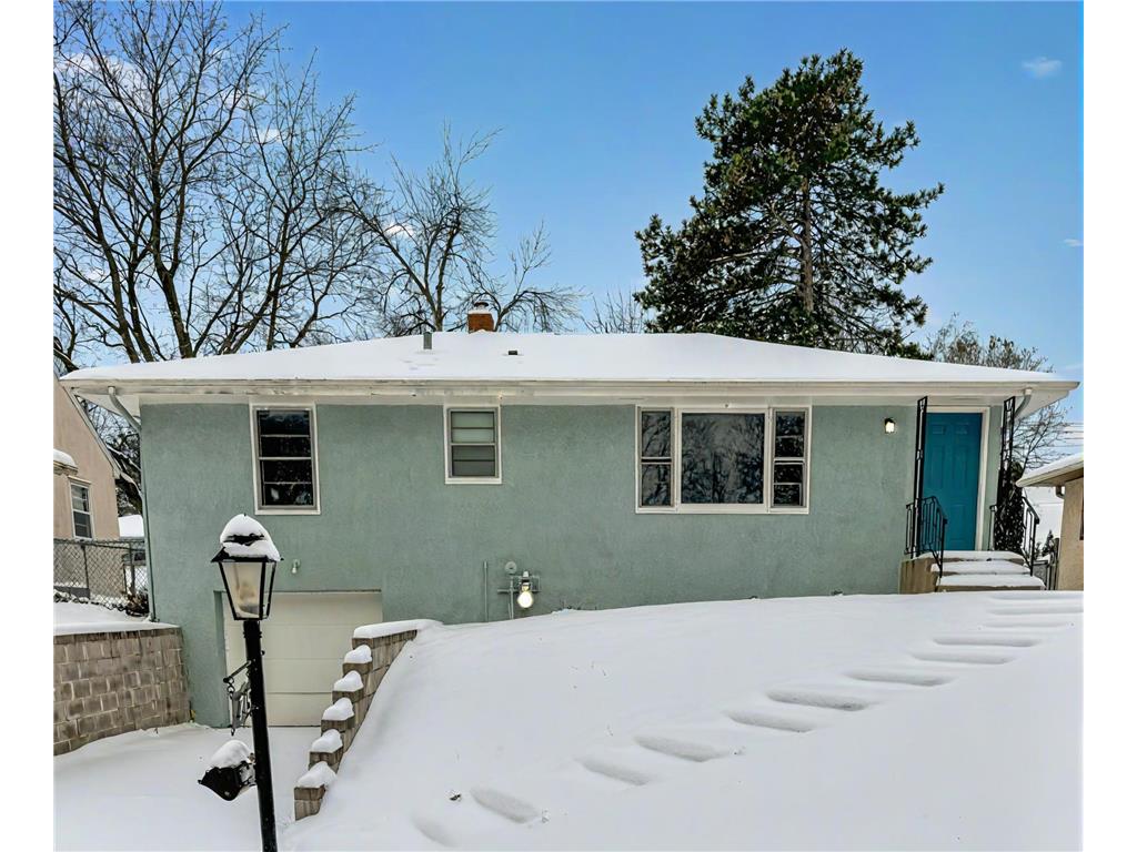 715 20th Avenue N South Saint Paul MN 55075 6675434 image1