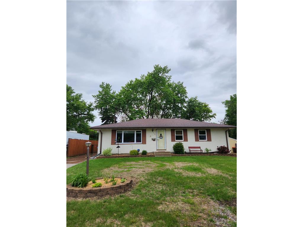 715 24th Avenue N South Saint Paul MN 55075 6728184 image1