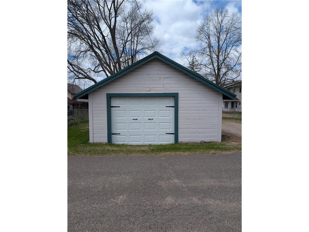 715 3rd Street SE Little Falls MN 56345 7067515 image2